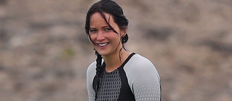Jennifer Lawrence sonriente en el set de 'Los Juegos del Hambre: En llamas'