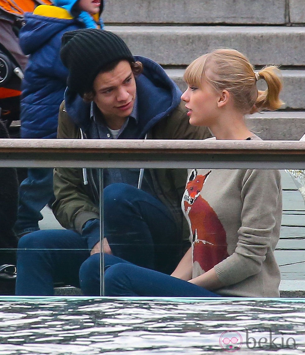 Harry Styles con Taylor Swift viendo a los leones marinos