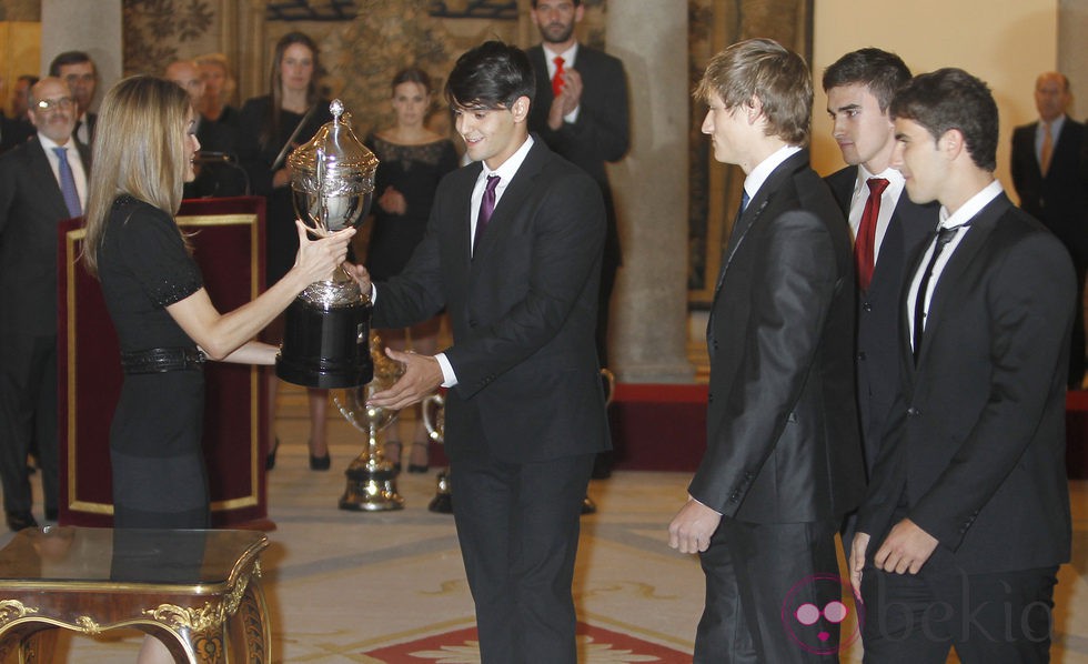 La Princesa Letizia entrega uno de los Premios Nacionales del Deporte 2011