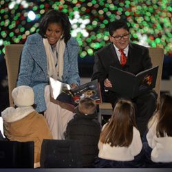 Michelle Obama y Rico Rodriguez leyendo un poema