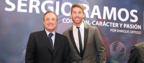 Florentino Pérez y Sergio Ramos en la presentación de 'Corazón, carácter y pasión'