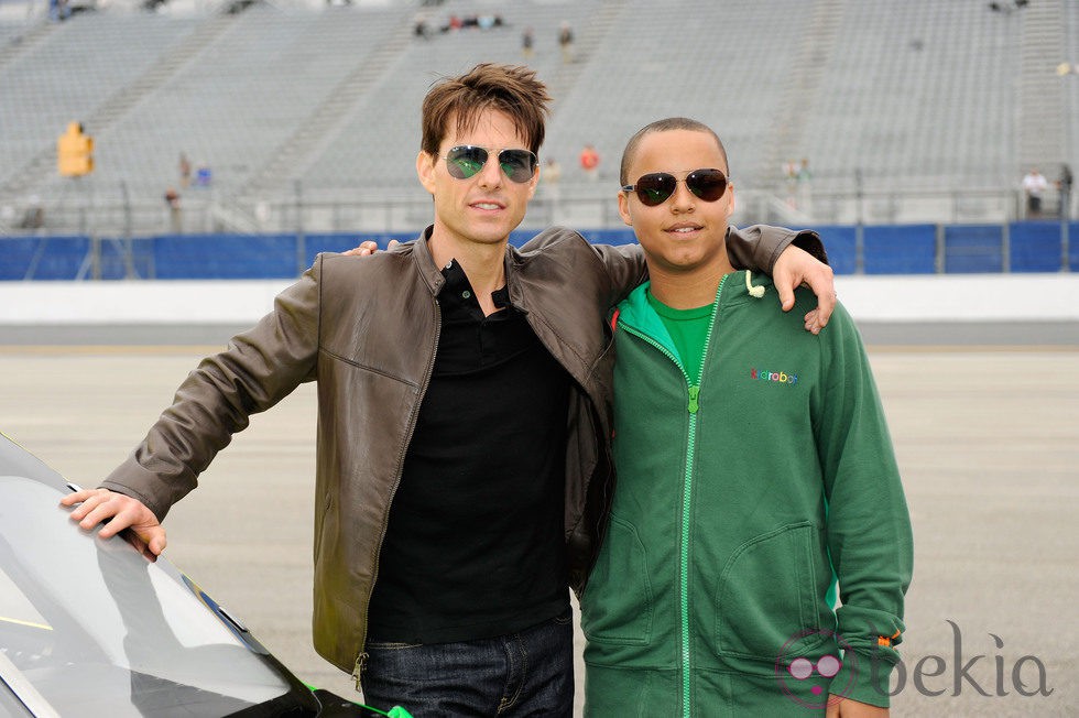 Tom Cruise con su hijo Connor en 2009