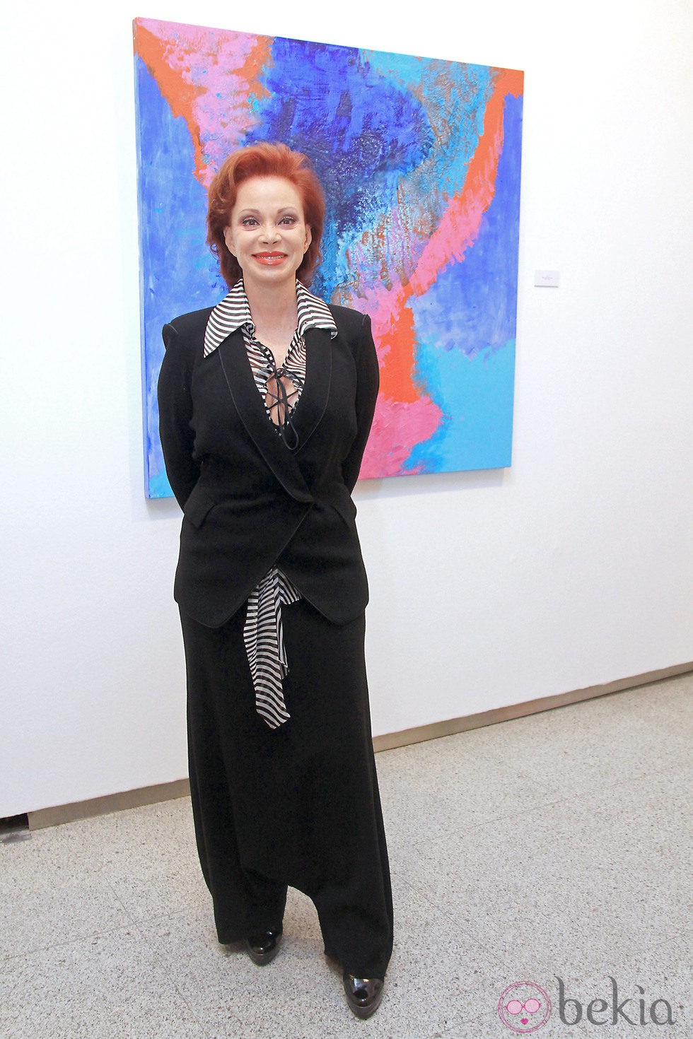 Paloma San Basilio en la presentación de su exposición de pintura
