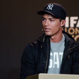 Cristiano Ronaldo en la rueda de prensa del Balón de Oro 2012