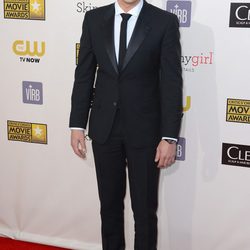 Cory Monteith en los Critics' Choice Movie Awards 2013