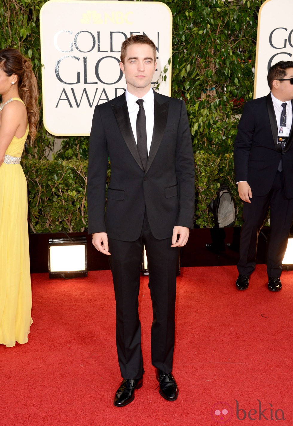 Robert Pattinson en la alfombra roja de los Globos de Oro 2013