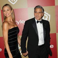 George Clooney y Stacy Keibler en la fiesta InStyle tras los Globos de Oro 2013