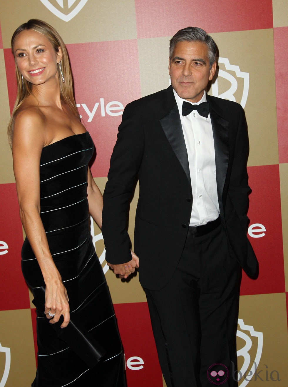 George Clooney y Stacy Keibler en la fiesta InStyle tras los Globos de Oro 2013
