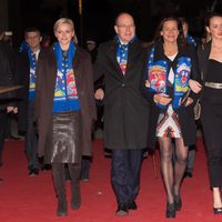 Los Príncipes Alberto y Charlene, Estefanía de Mónaco y Pauline Ducruet en el Festival de Circo de Monte-Carlo 2013
