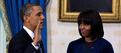 Barack Obama jura su segundo mandato ante Michelle Obama