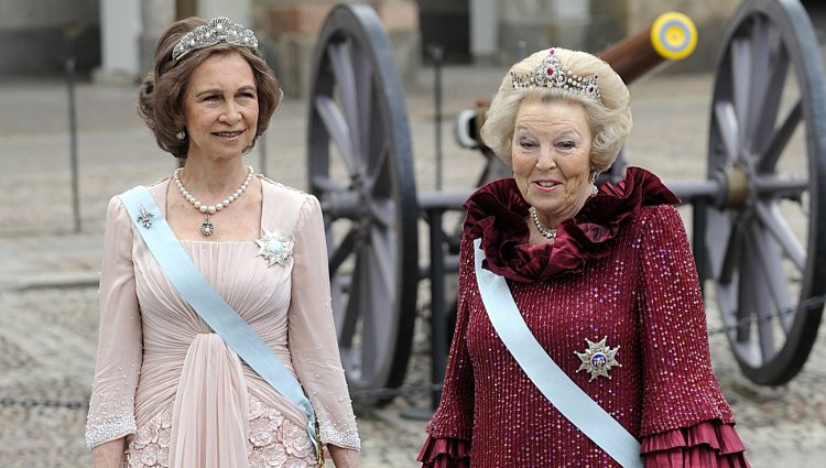 La Reina Beatriz de Holanda y la Reina Sofía de España