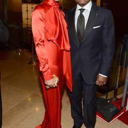 Erica Reid y L.A. Reid en la gala pre-Grammy 2013