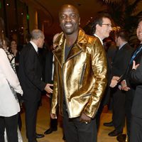 Akon en la gala pre-Grammy 2013