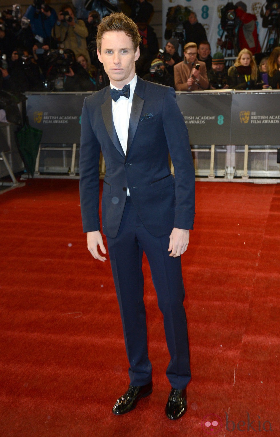 Eddie Redmayne en la alfombra roja de los BAFTA 2013