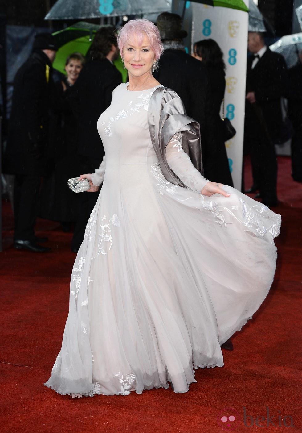 Helen Mirren a su llegada a los premios BAFTA 2013