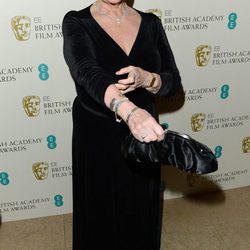 Judi Dench en la alfombra roja de los BAFTA 2013