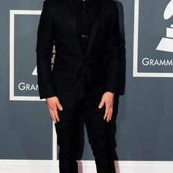 Hunter Hayes en la alfombra roja de los Grammy 2013