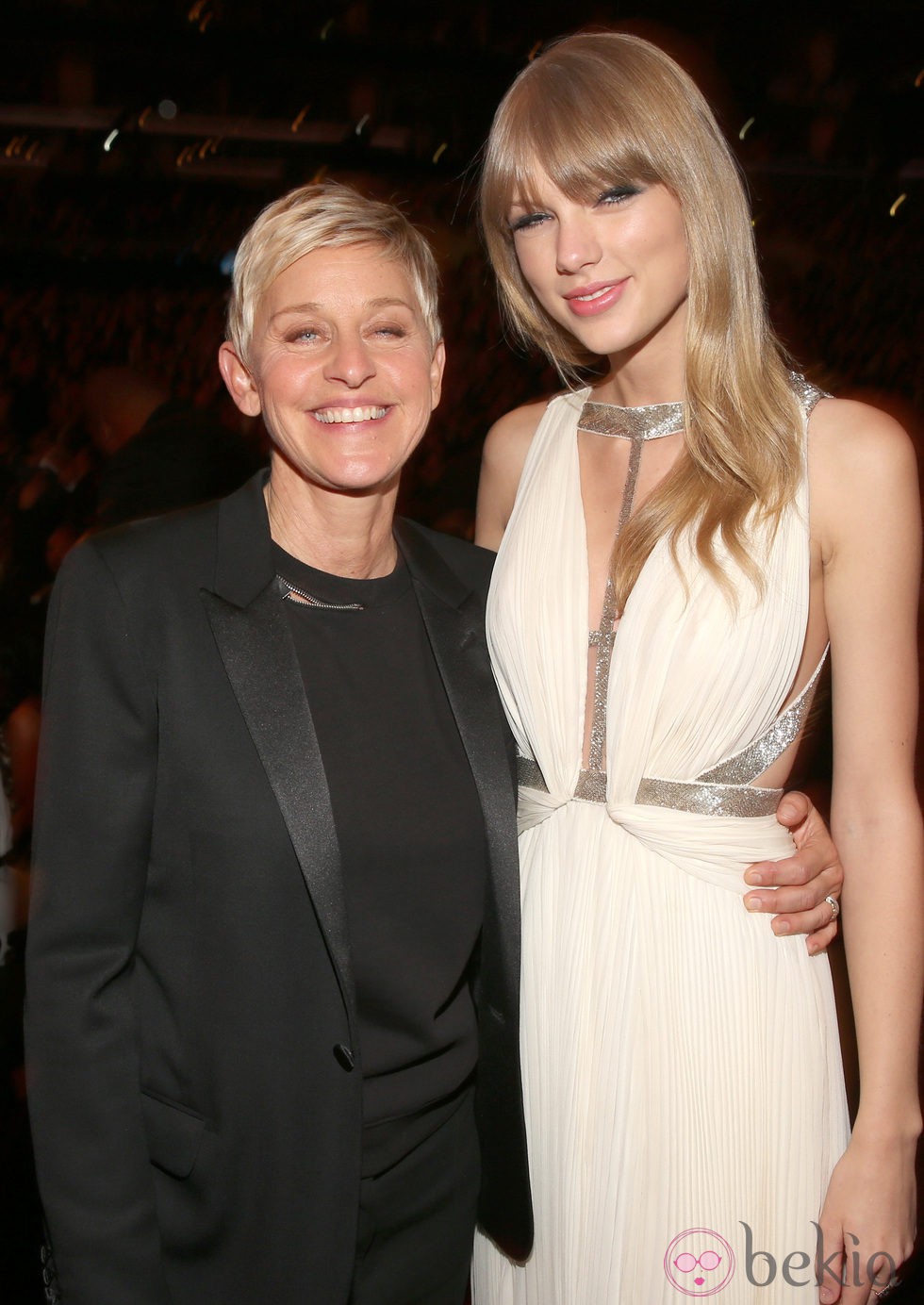 Taylor Swift y Ellen DeGeneres en los Grammy 2013