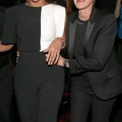 Beyoncé y Ellen DeGeneres en los Grammy 2013