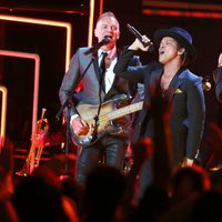 Sting y Bruno Mars, cantando juntos en los Grammy 2013