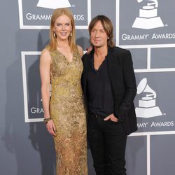 Nicole Kidman y Keith Urban en la alfombra roja de los Grammy 2013