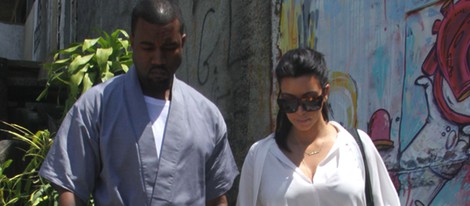 Kim Kardashian paseando con Kanye West por Río de Janeiro