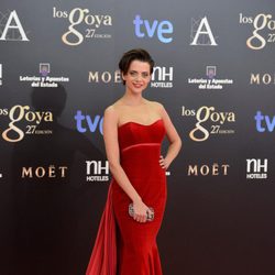 Macarena Gómez en la alfombra roja de los Goya 2013