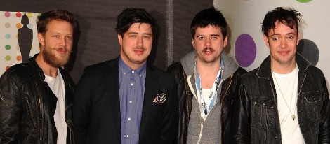 Mumford & Sons en los Brit Awards 2013