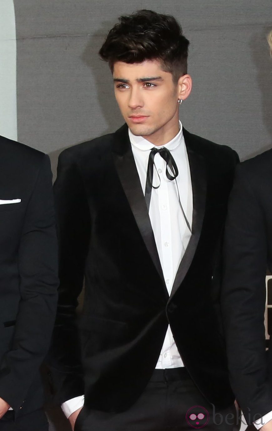 Zayn Malik en la alfombra roja de los Brit Awards 2013