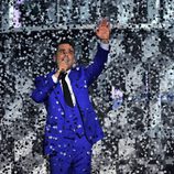 Robbie Williams cantando en la gala de los Brit Awards 2013