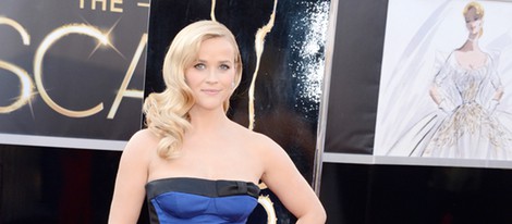 Reese Witherspoon en la alfombra roja de los Oscar 2013
