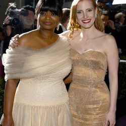 Octavia Spencer y Jessica Chastain en la fiesta Governors Ball tras los Oscar 2013