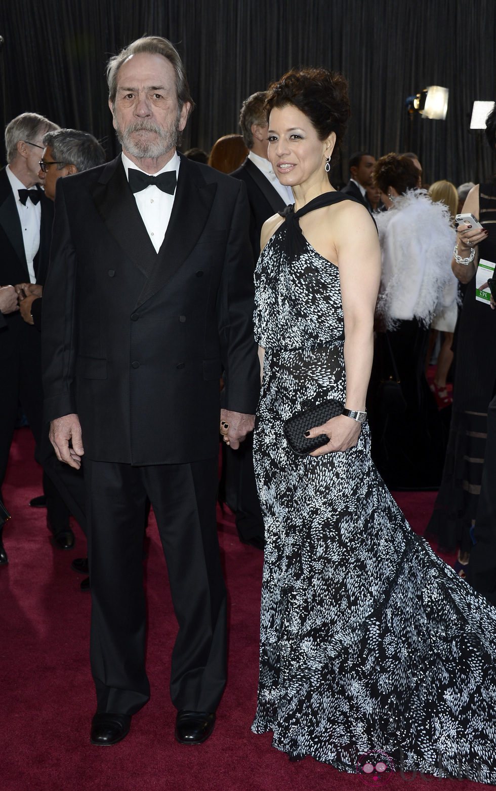 Tommy Lee Jones y Dawn Laurel-Jones en los Oscar 2013