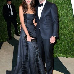 Gerard Butler y Madalina Ghenea en la fiesta post Oscar 2013 organizada por Vanity Fair