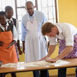 El Príncipe Harry amansando en Lesotho