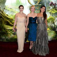 Rachel Weisz, Michelle Williams y Mila Kunis en el estreno de 'Oz, un mundo de fantasía' en Londres