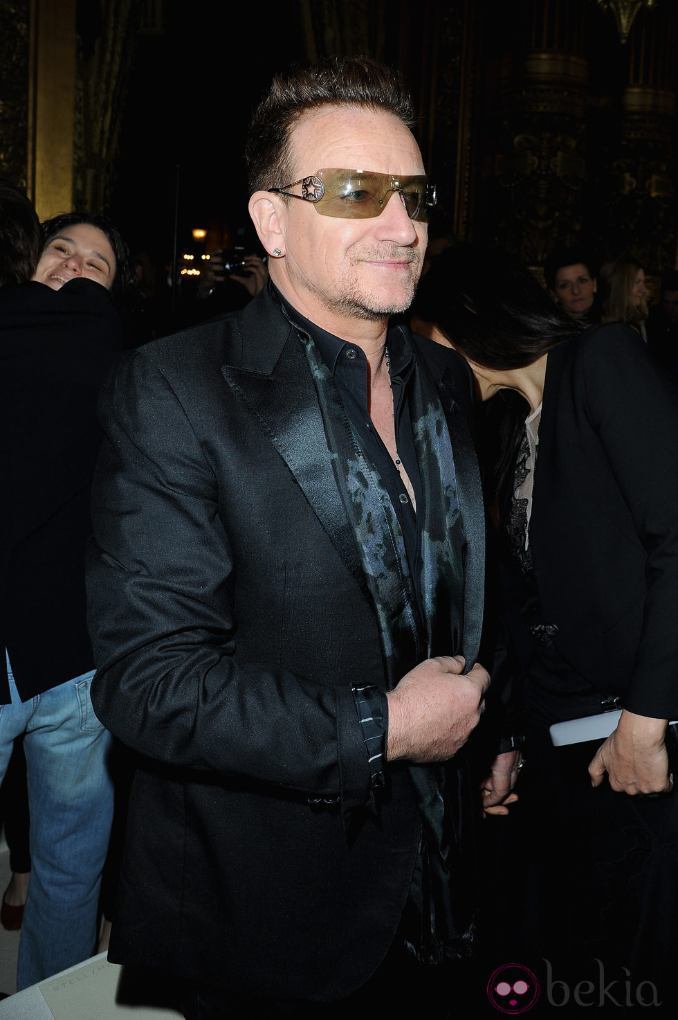 Bono en el desfile de Stella McCartney otoño/invierno 2013/2014 en Paris Fashion Week