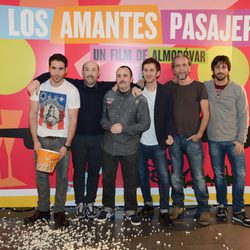Miguel Ángel Silvestre, Javier Cámara, Carlos Areces, Raúl Arévalo, Willy Toledo y Hugo Silva presentan 'Los amantes pasajeros'