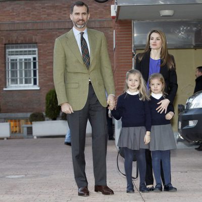 La Familia Real visita al Rey Juan Carlos tras su operación de hernia discal