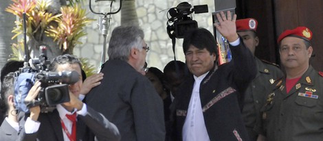 Evo Morales a su llegada al funeral de Estado de Hugo Chávez