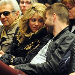 Shakira y Gerard Piqué muy cómplices en la presentación del libro 'Fantasmas del pasado'