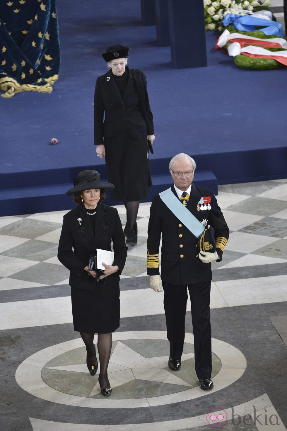 El Rey Carlos Gustavo de Suecia durante la ceremonia de despedida de la princesa Lilian