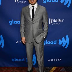 John Leguizamo en la 24 edición anual de los GLAAD Media Awards