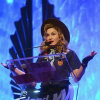 Madonna en la 24 edición anual de los GLAAD Media Awards