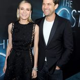 Diane Kruger y Joshua Jackson en el estreno de 'The Host' ('La Huésped') en Los Angeles