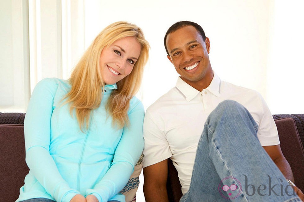 Tiger Woods junto a su novia Lindsey Voon