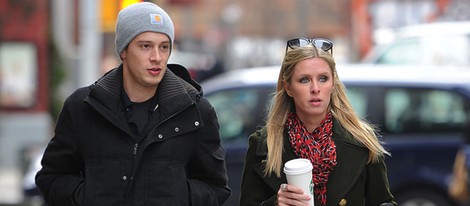 Nicky Hilton y su novio James Rothschild paseando por New York