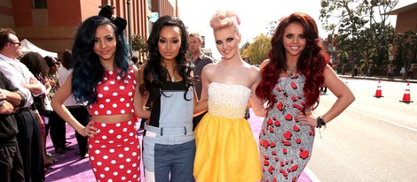 Las cantantes de Little Mix en la alfombra roja de la 26 edición de los premios Nickelodeon