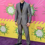 Jake T Austin en la alfombra roja de la 26 edición de los premios Nickelodeon