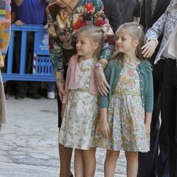 La Reina Sofía y las infantas en la Misa de Pascua en Palma